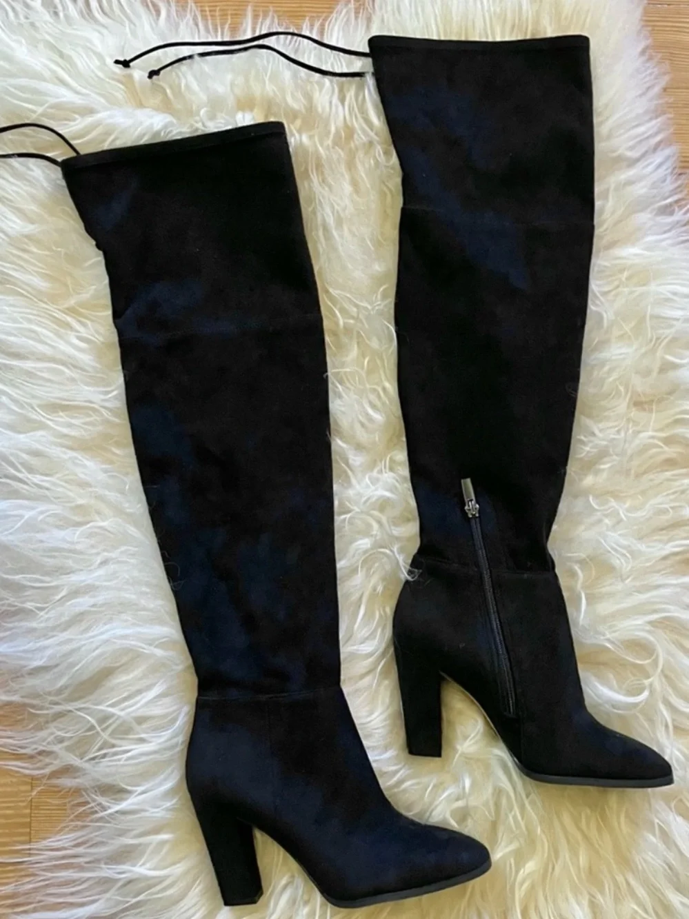Vince Camuto gorgeous vince